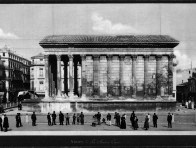 Nîmes. La Maison Carrée.