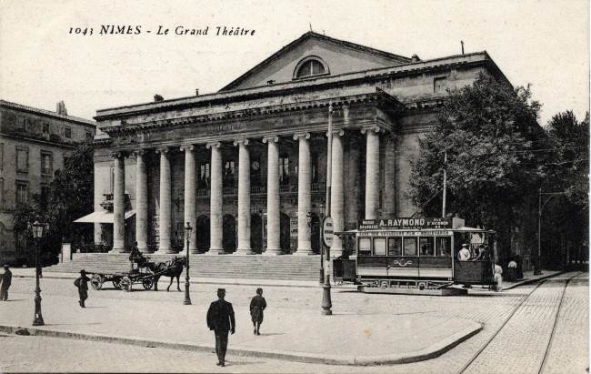 NIMES - Le Grand Théâtre