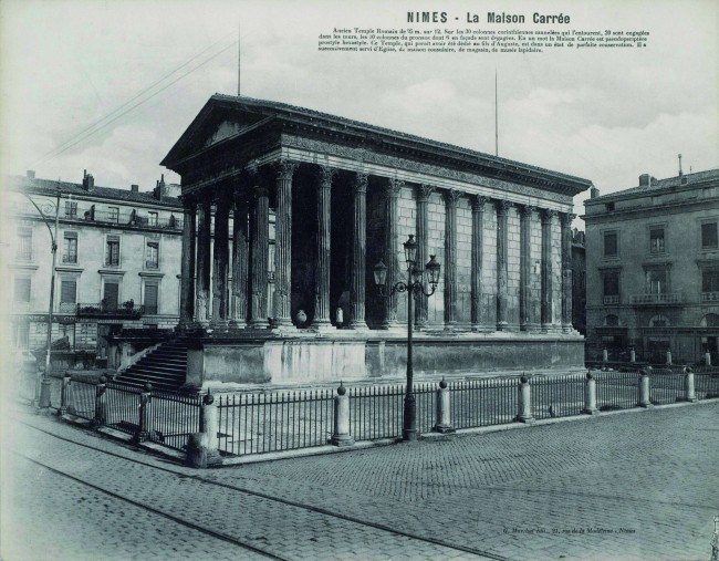 Nîmes. La Maison Carrée