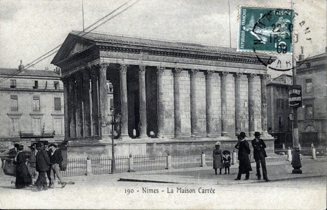 Nimes. La Maison Carrée