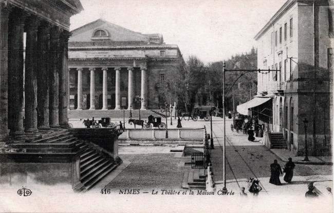 Le Théâtre et la Maison Carrée